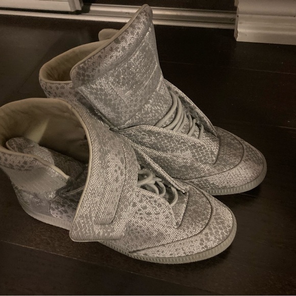 Maison Margiela - Future High Top Sneakers Grey 3M Reflective Python - Picture 2 of 3